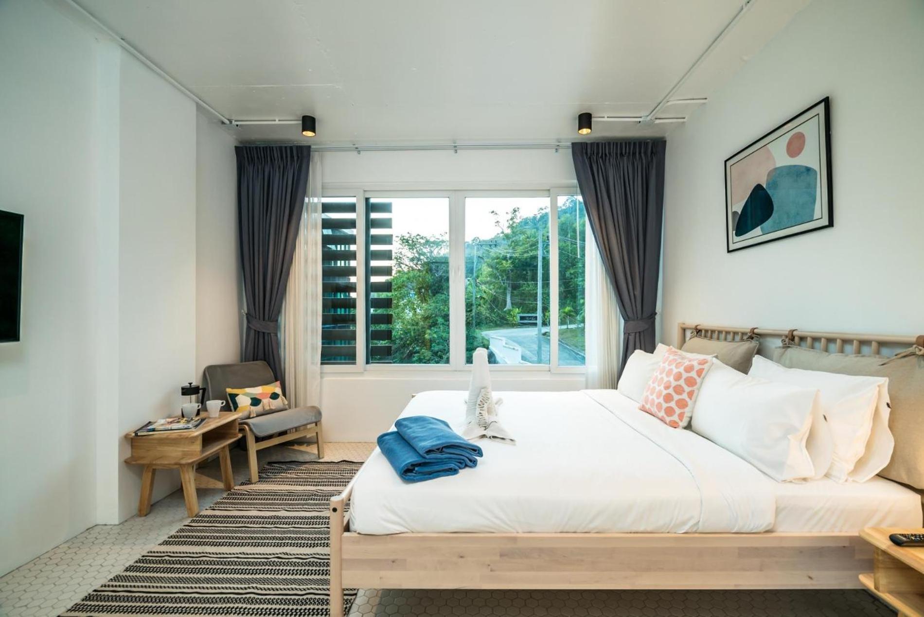 Baycliff Residence By Lofty Patong Exteriör bild